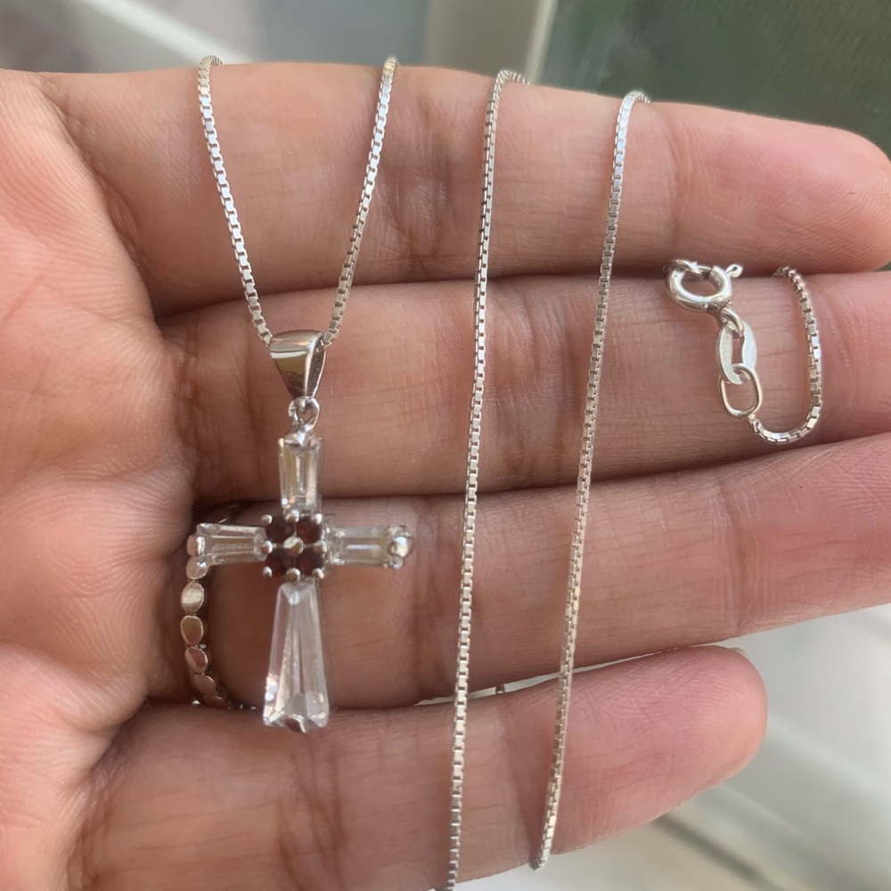 925 Sterling Silver Cross With 18" Chain